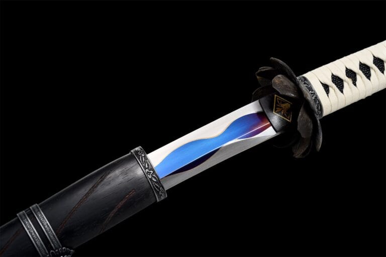 Sekiro Schaduwen Sterven Tweemaal Katana Witte En Paarse Kling